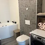 6 P - Parking - Wifi - Terrasse Genève
