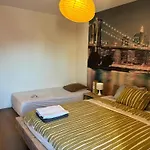 6 P - Parking - Wifi - Terrasse Genève