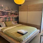 6 P - Parking - Wifi - Terrasse Genève